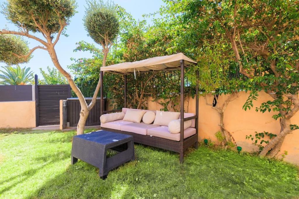 Adosado Con Jardin En Los Xalets De Salou Esterno foto