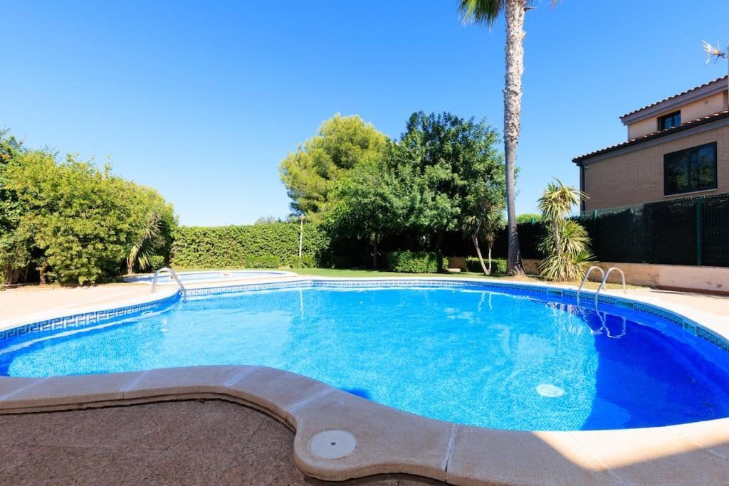 Adosado Con Jardin En Los Xalets De Salou Esterno foto